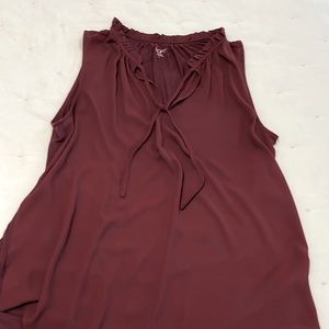 Loft Outlet sleeveless tie neck blouse Large